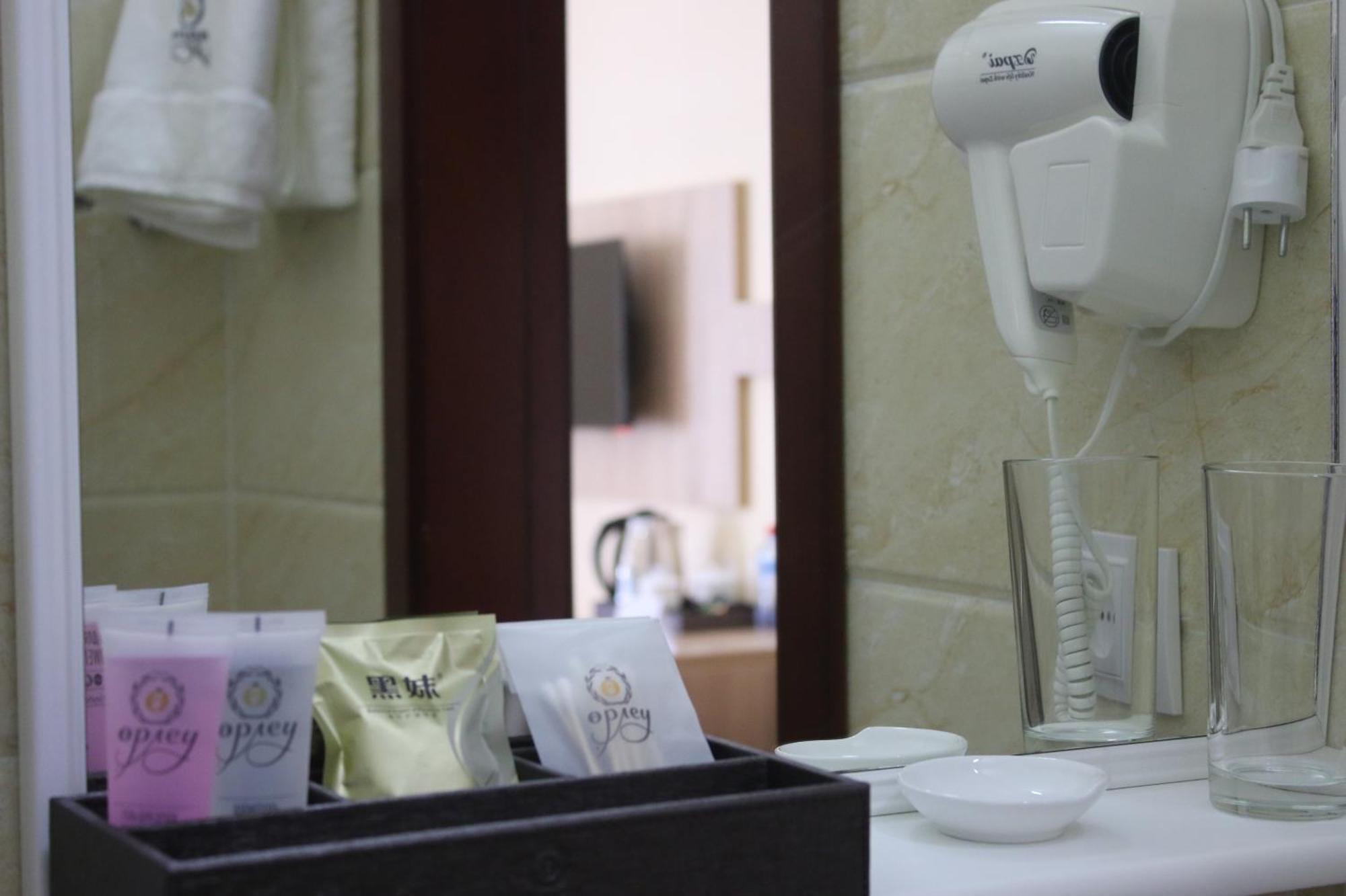 Park Hotel Al Bustan Σιμκέντ Εξωτερικό φωτογραφία