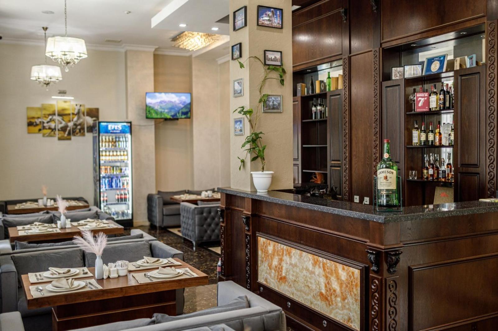 Park Hotel Al Bustan Σιμκέντ Εξωτερικό φωτογραφία